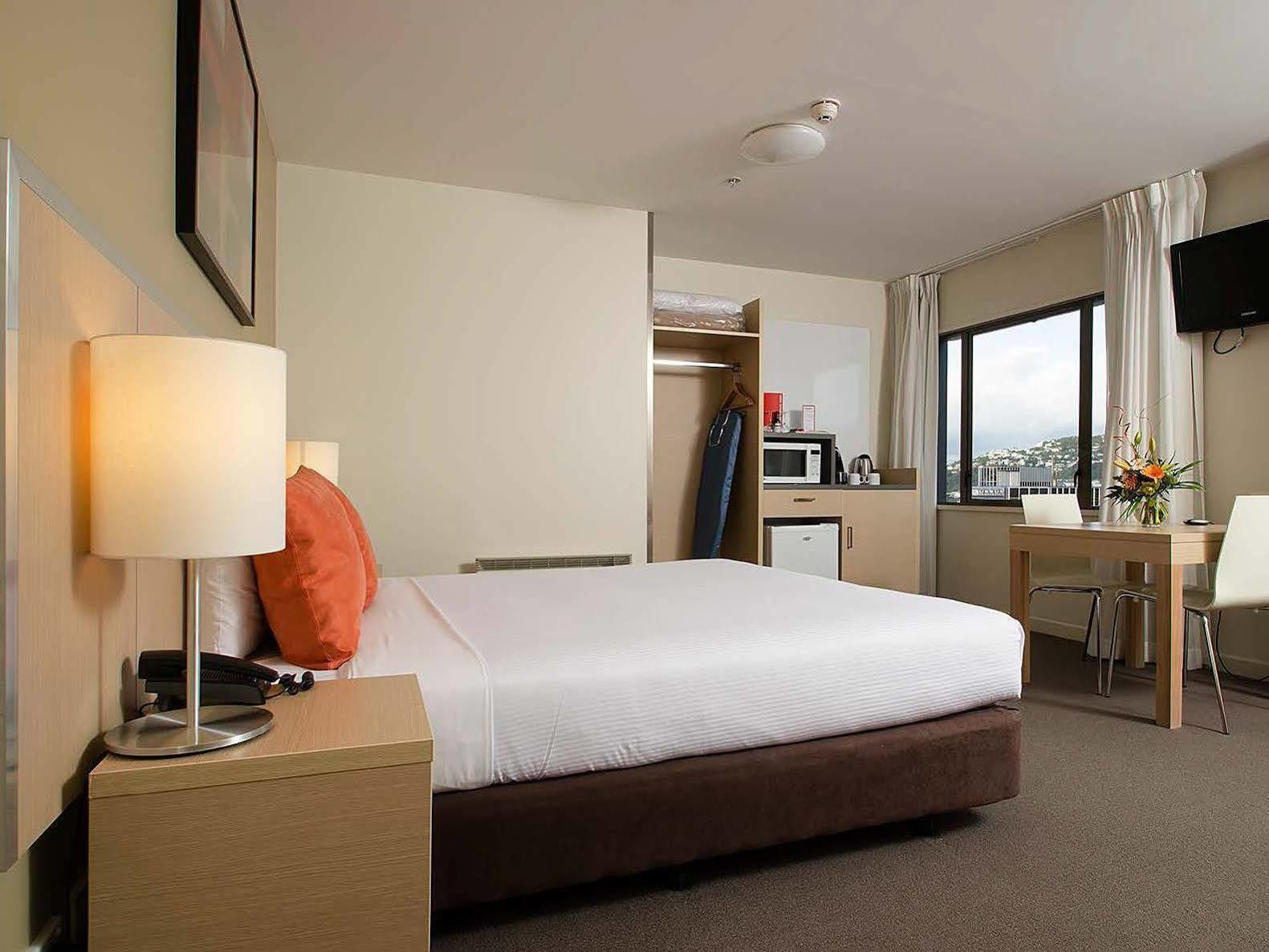ทราเวลลอดจ์ โฮเต็ล เวลลิงตัน Hotel ภายนอก รูปภาพ